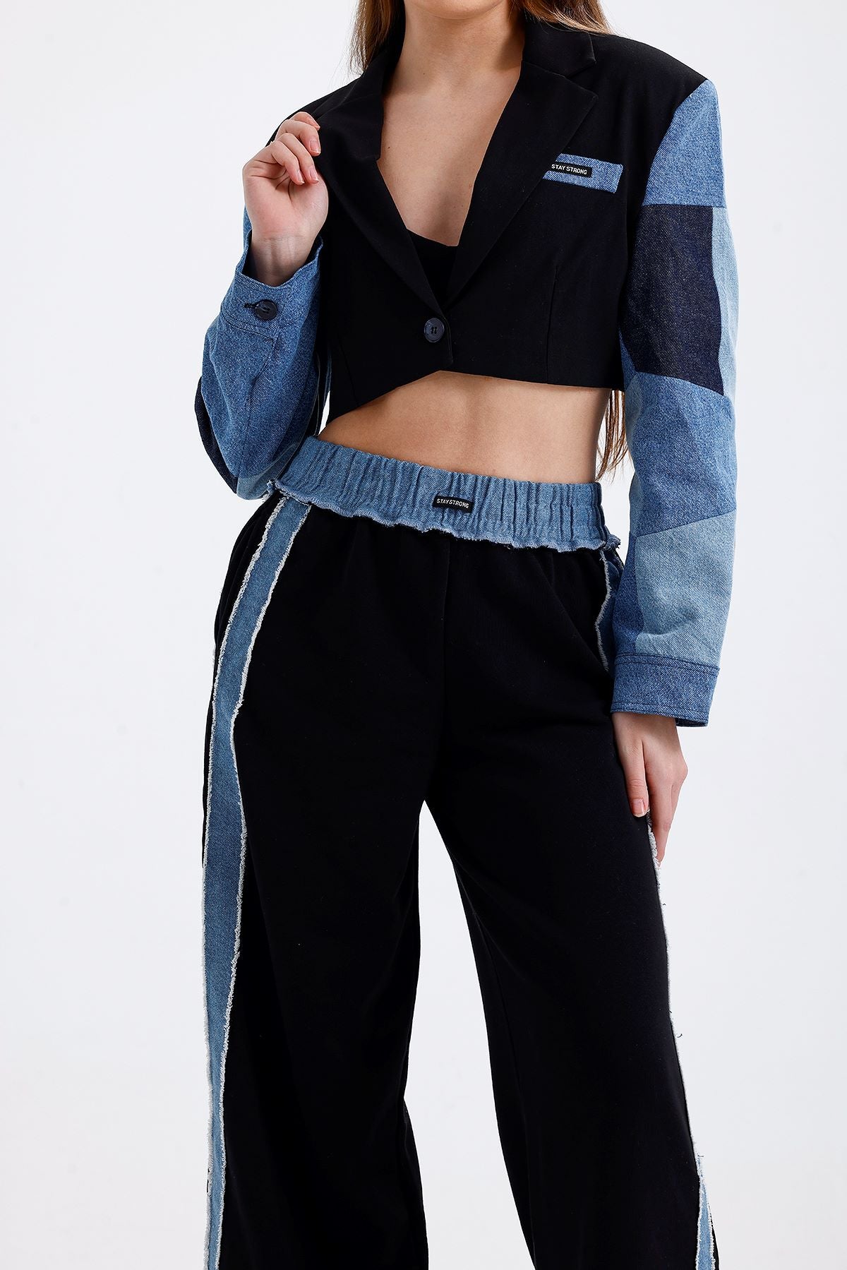 Denim Ve Nakış Detaylı Crop Ceket Siyah 0001