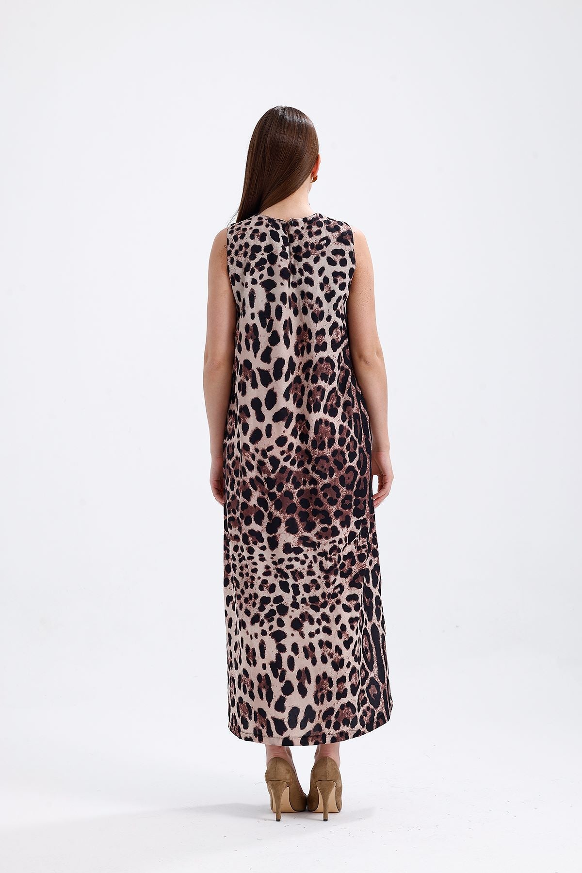 Kolsuz Yaka Leopar Detaylı Elbise 0114