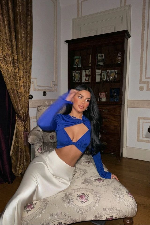 Pencere Detay Crop Top Saks Mavi 2182